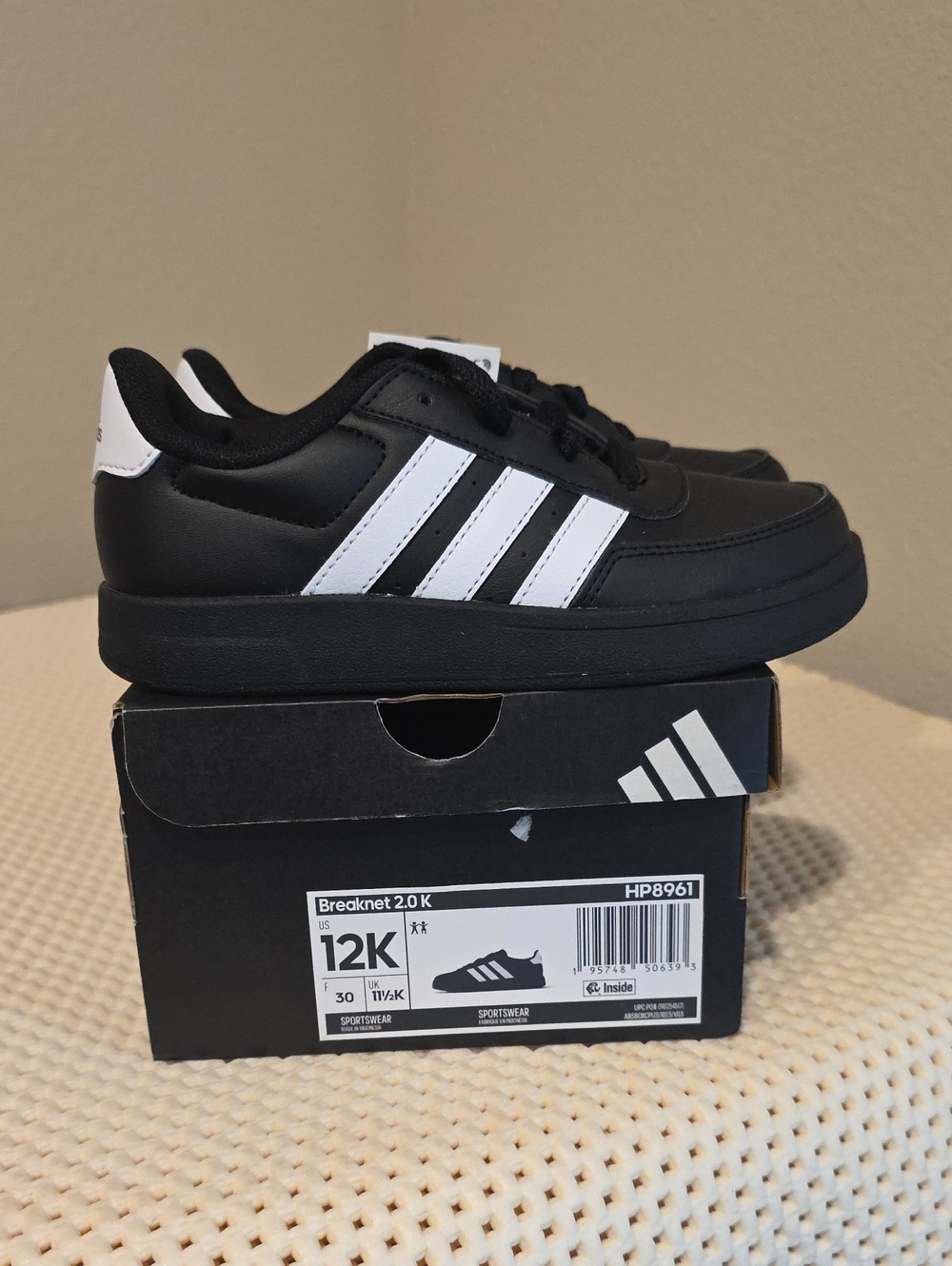 12K adidas Black and White Bteaknet 2.0 K